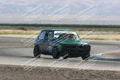 media/Jun-01-2024-CalClub SCCA (Sat) [[0aa0dc4a91]]/Group 5/Race/